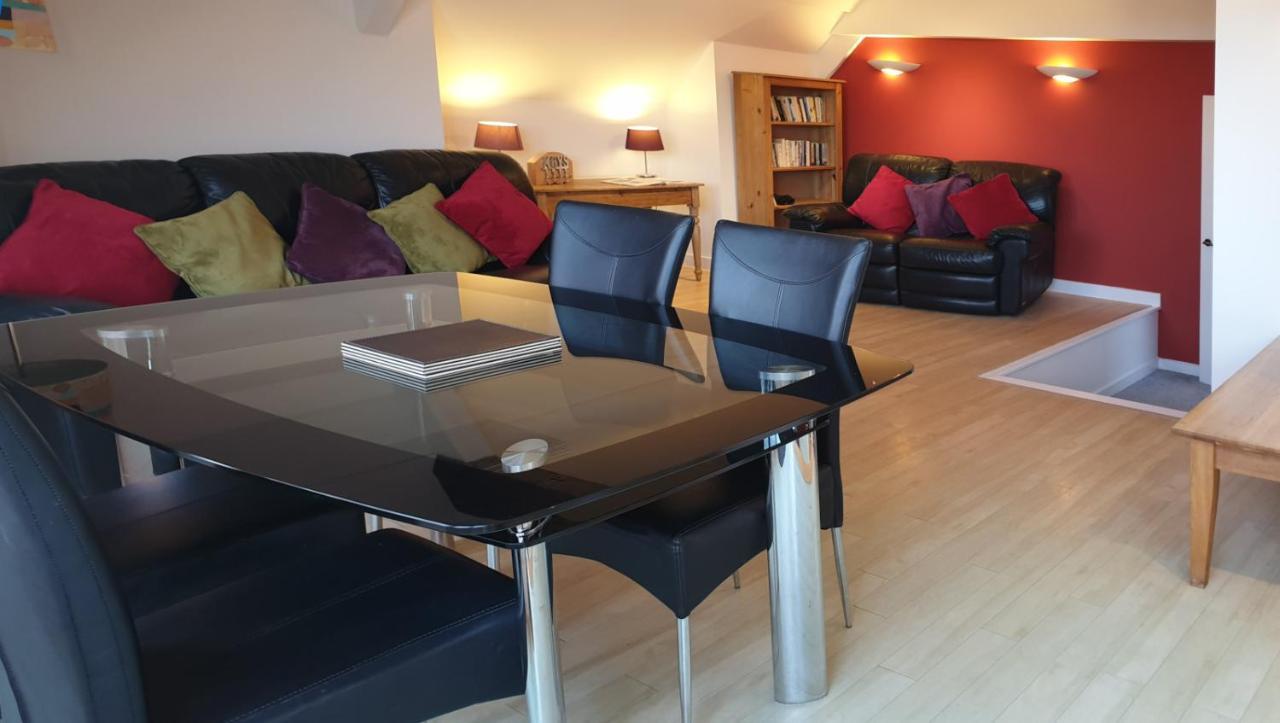 Stunning Central Exeter Apartment With Balcony And Fantastic View Exteriér fotografie